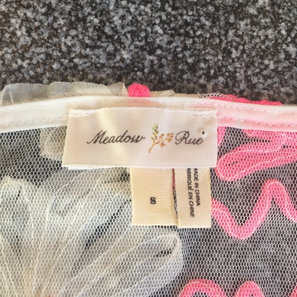 Meadow Rue gauze pink and white sheer top - Picture 5 of 5